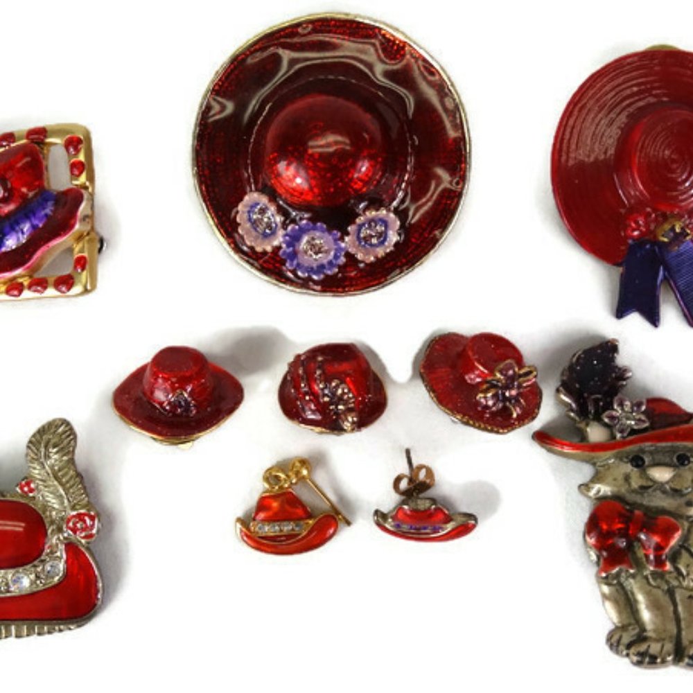 x10 Red Hat Society AJMC Cat Pewter Brooch with Feather , Rhinestones Metal Pin